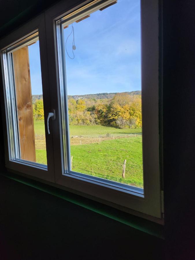 Gites Jura Sud Charchilla Eksteriør bilde